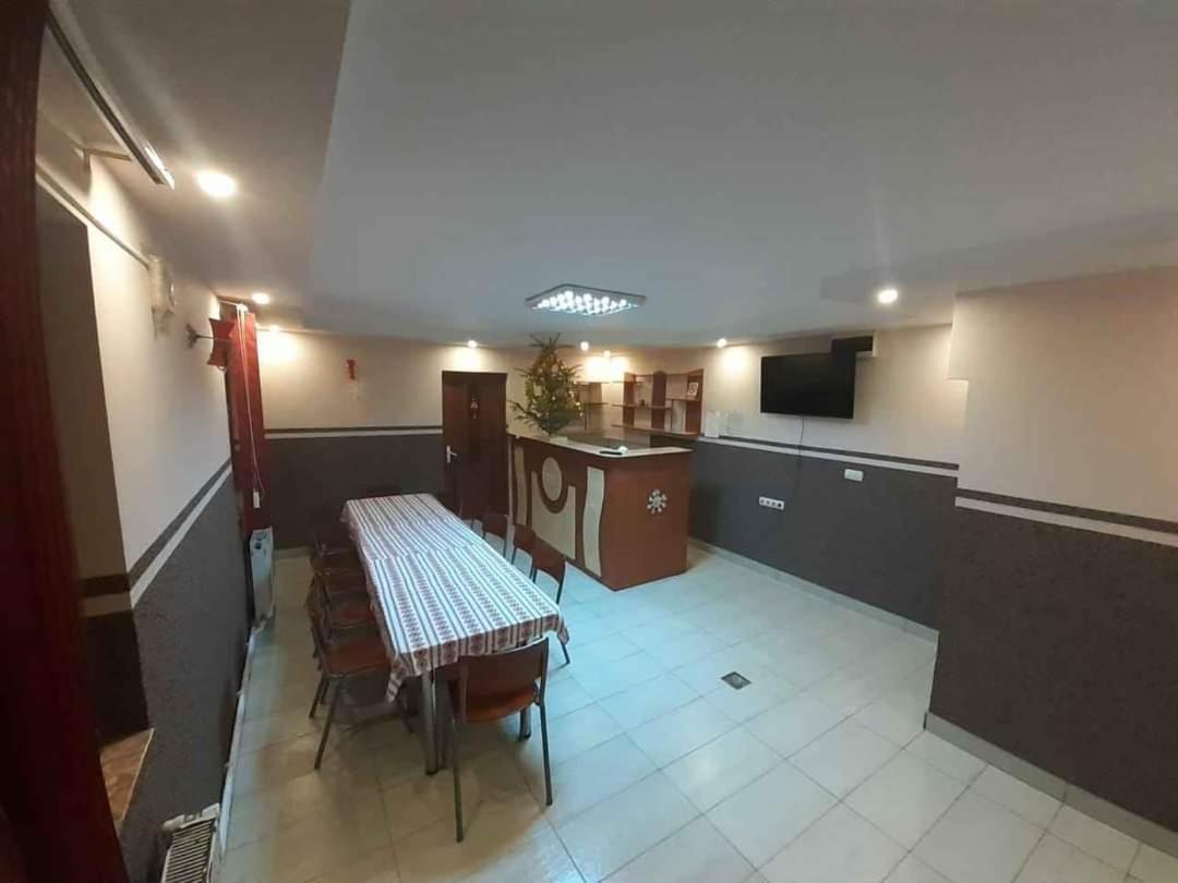 Casa Edi Hotel ปอยอานาเนกรี ภายนอก รูปภาพ